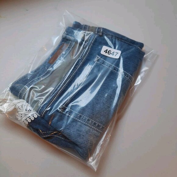 L.E.I. Shorts Womens 9 Denim Jean Camo Crochet Lace Hippie Boho Festival Vtg Y2K - Picture 11 of 11